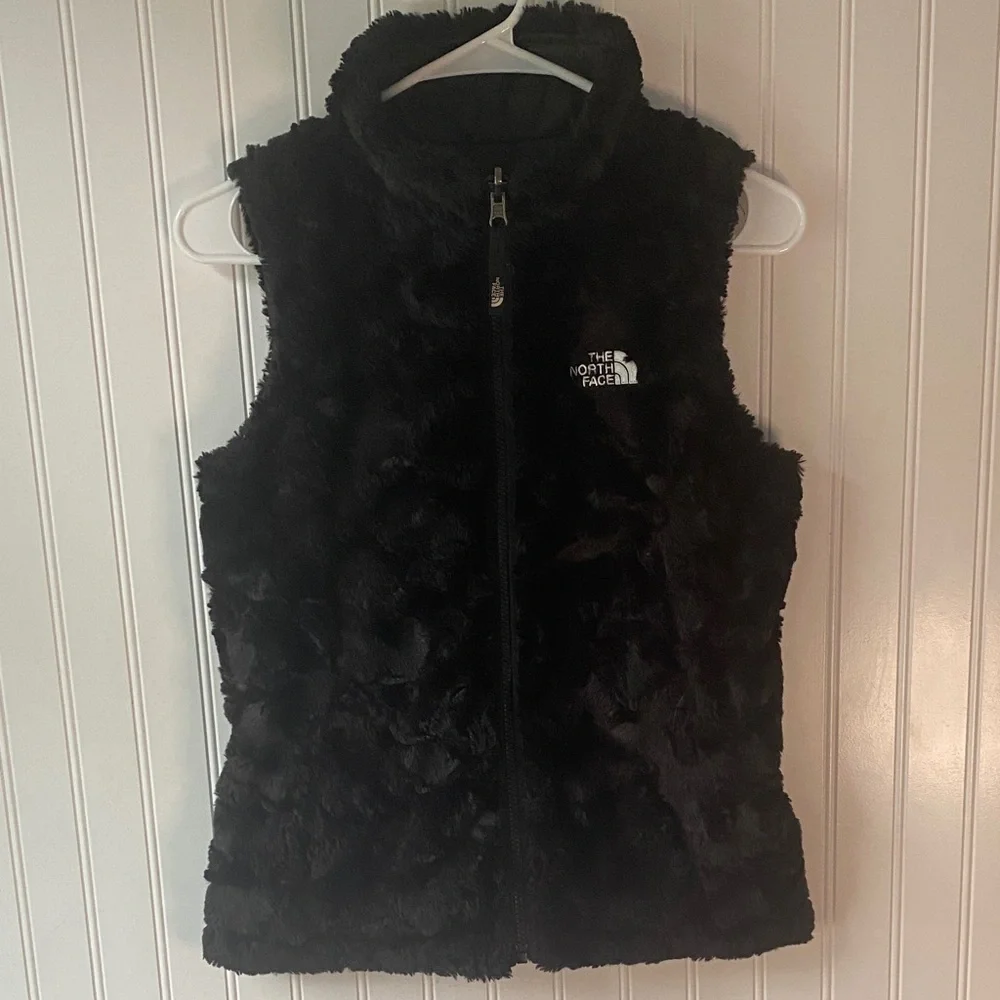 The North Face Girls M Quilted Black Vest